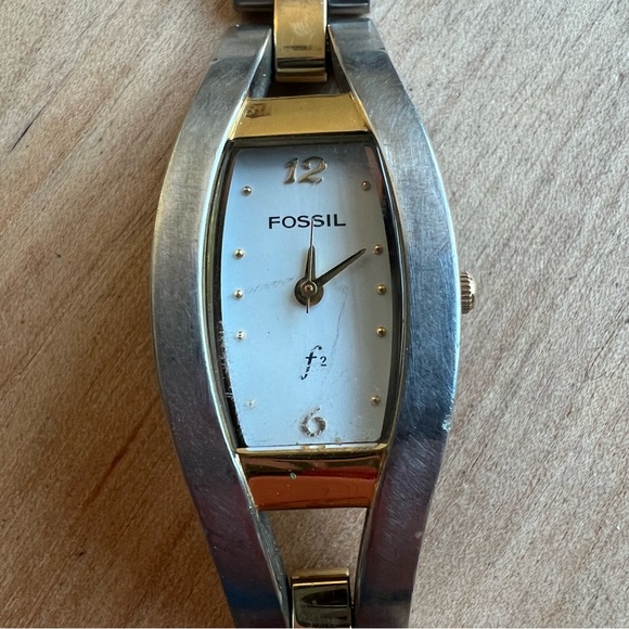 Fossil ladies retro gold tone silver tone bracelet watch NEW BATTERY - Picture 1 of 8